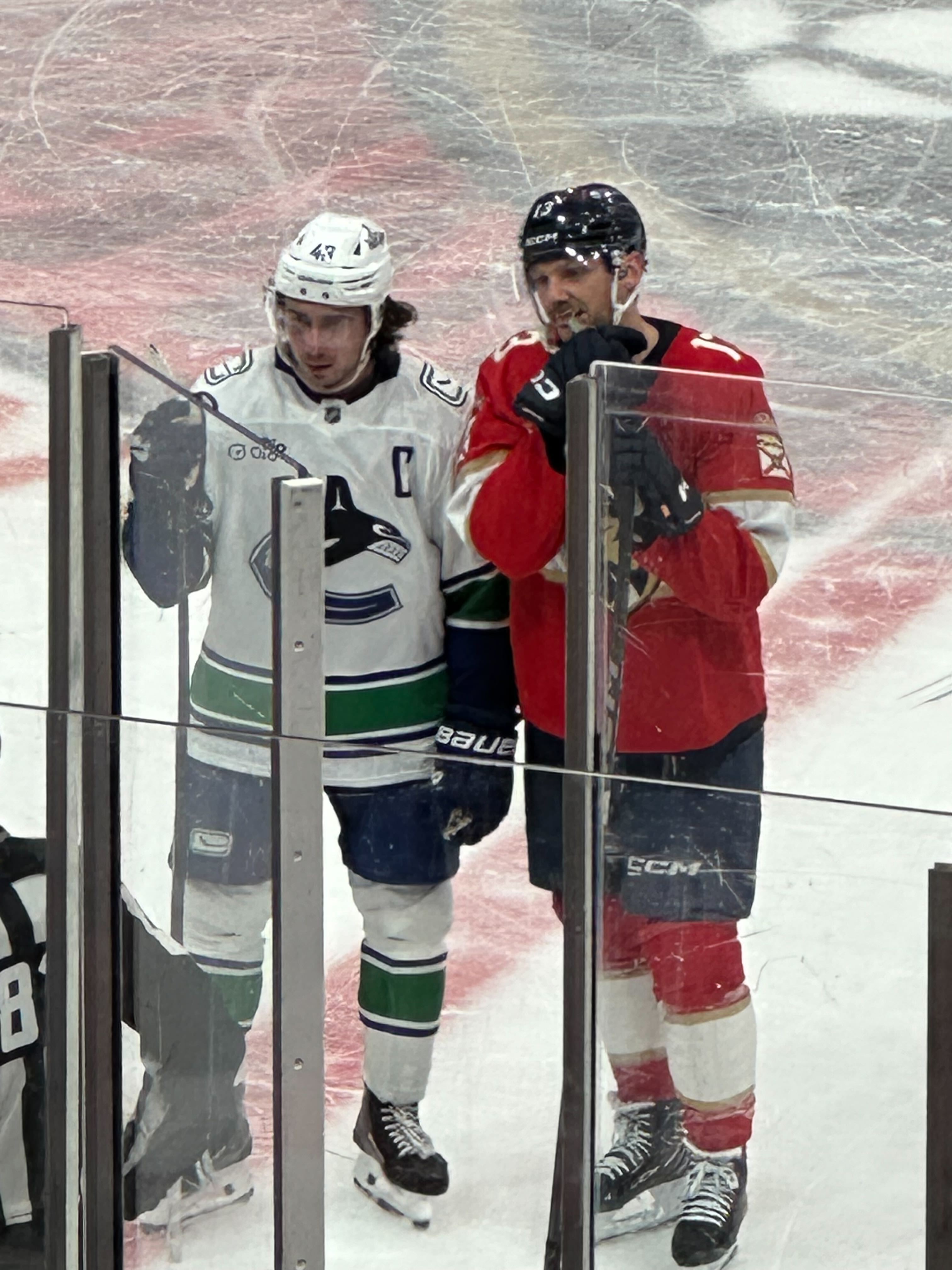 Sam Reinhart of the Florida Panthers during a game against the Vancouver Canucks in November 2025